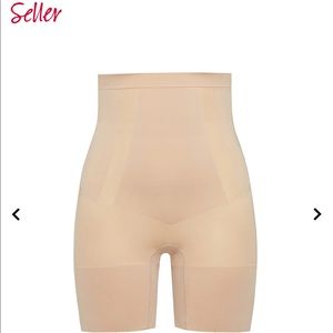 New Spanx high waisted mid thigh short soft nude NEW!